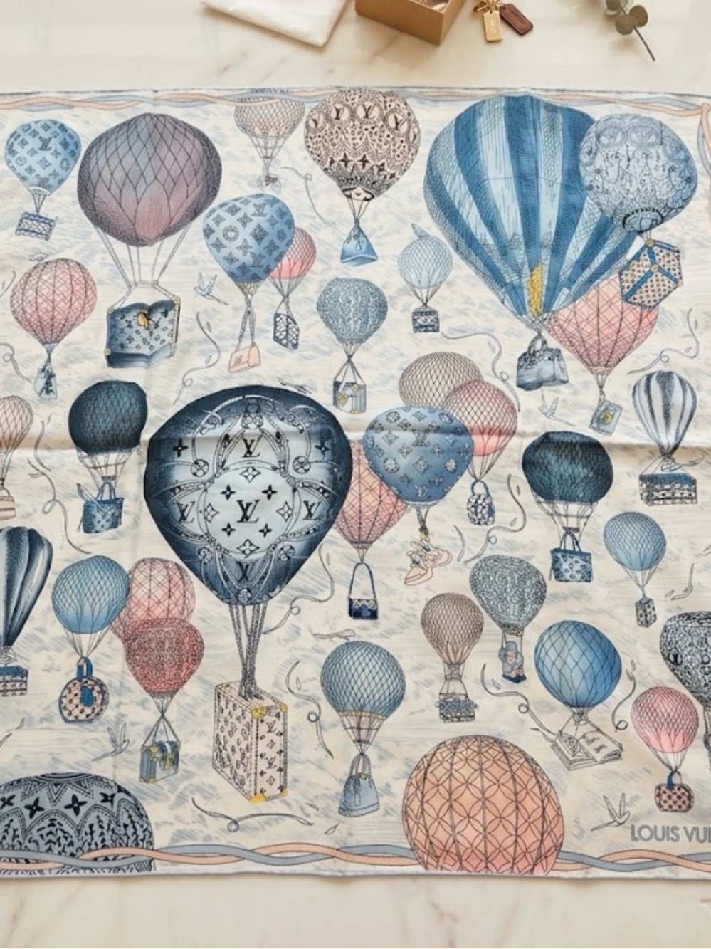 Louis Vuitton Silk "Up And Away" Square 90 Scarf - Hot Air Balloons NWT No box